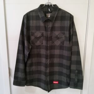 80Eighty Flanel Shirt Size L
